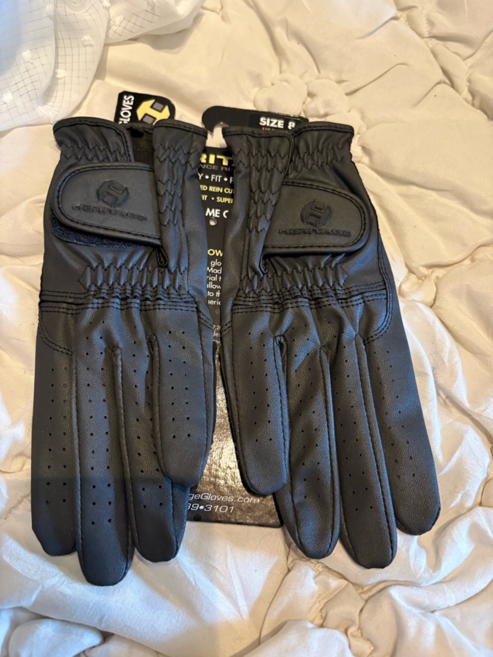 Horse show riding gloves  Black Riding Show Gloves - USA sz 8 reign cut  women’s